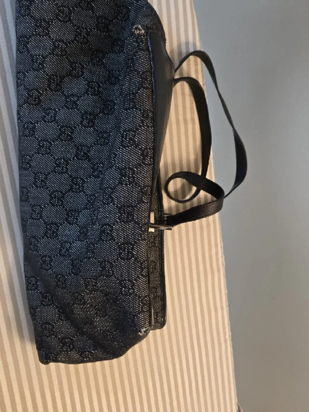 Designer Authentic Gucci Monogram Tote Bag in Charcoal Black - Picture 7 of 7
